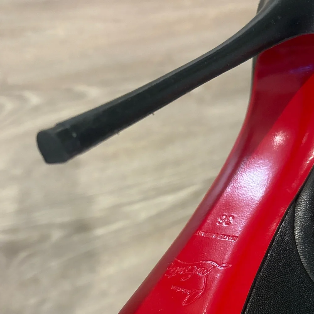 CHRISTIAN LOUBOUTIN
Dolly 160 leather pumps - Picture 7 of 15